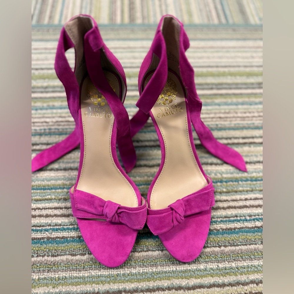 Vince Camuto Fuchsia Suede Bow Heels Ankle Wrap Stiletto Sandals 6.5 - Picture 2 of 10